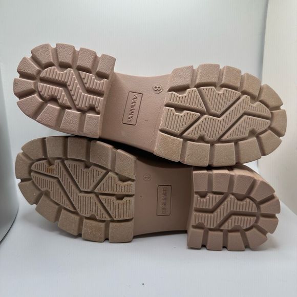 CUSHIONAIRE Women's slip on chelsea boot +Memory Foam 8 TAN - Picture 5 of 7